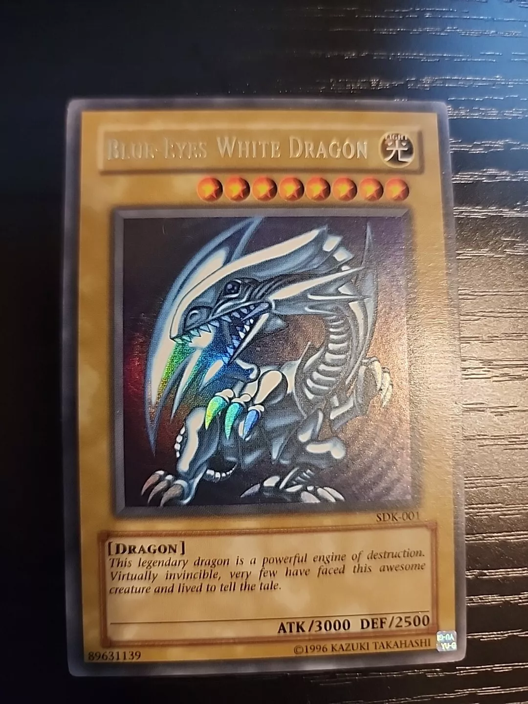 Yugioh! Blue-Eyes White Dragon SDK-001 Ultra Rare Unlimited Light Played - Image 1